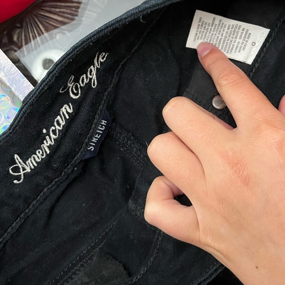 American Eagle Black Distressed Jean Shorts - Picture 4 of 4